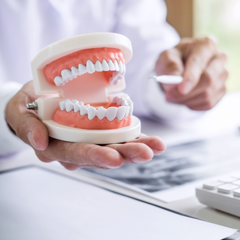 Dental mouth guard for protection
